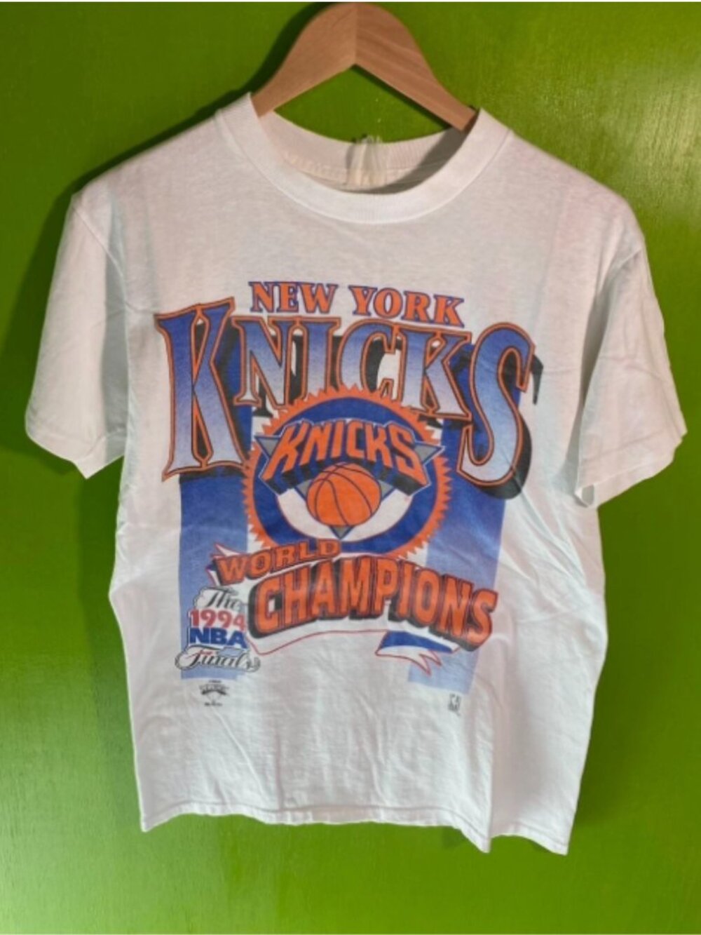 Vintage New York Knicks 1994 NBA Finals World Champions Graphic Tee Retro